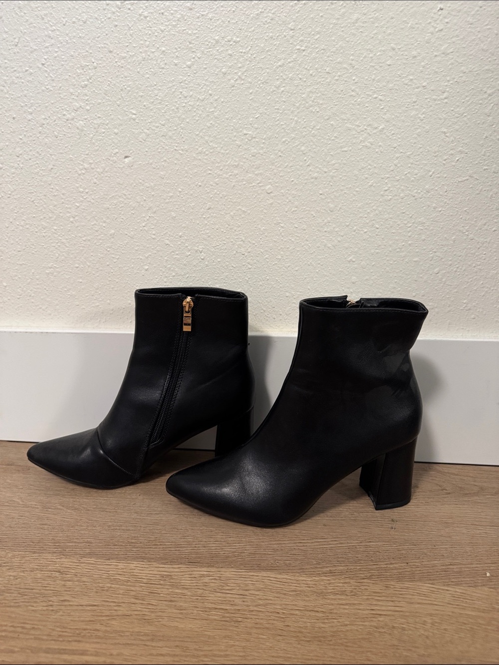 Lulu's Black Pointed Toe Ankle Booties with Block Heel